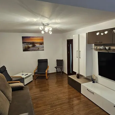 Apartment Nou, Complet Utilat, Ideal Pentru Familii, Aproape De Mall, Parc Si Plaja