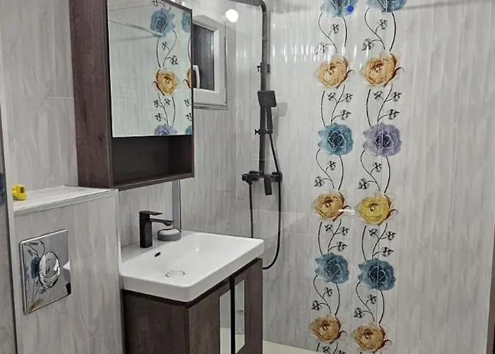 アパート Nou, Complet Utilat, Ideal Pentru Familii, Aproape De Mall, Parc Si Plaja コンスタンツァ